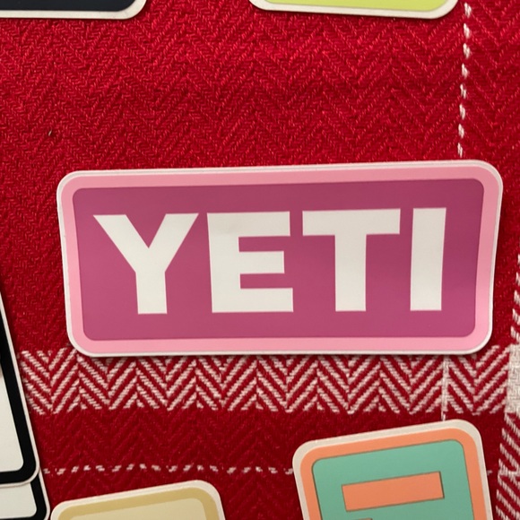YETI 22 TOTAL Vibrant Sticker Collection - Picture 4 of 4